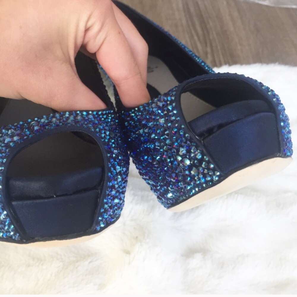 Gucci Blue Crystal Sofia Etoile Peep Toe Pumps - Picture 8 of 8